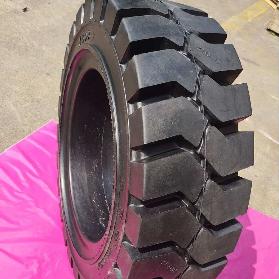耐钱6.50-10 28X9-15叉车实心轮胎批发 龙工杭叉合力带钢圈压现成