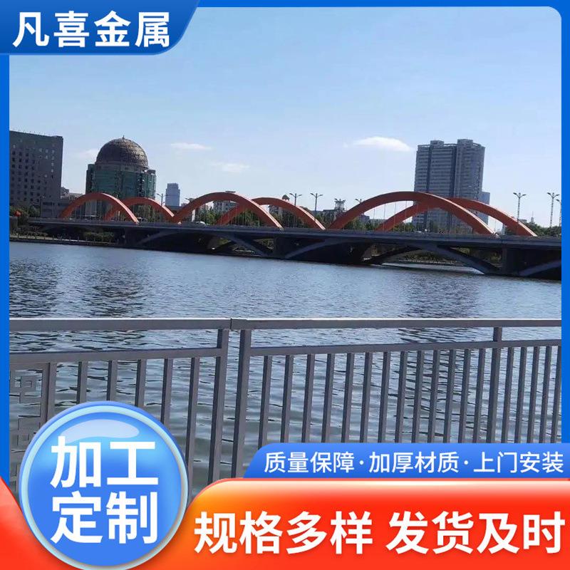 绳索护栏304河锈公园河边道杆山东厂家现货304不钢钢丝绳护栏栏立