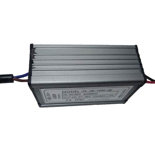 4并10串40W 1.2A 太阳能 投光灯调光 输入dc12v升压 led驱动电源