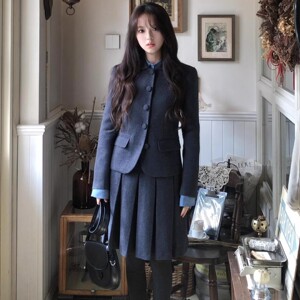 rouje bonjour灰色小香风长袖单排扣上衣百褶半身裙学院风套装女