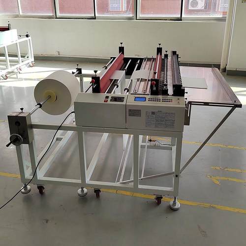 无纺布自动裁切机PVC膜切膜机绝缘纸不干胶铜箔气泡膜桌布切断机