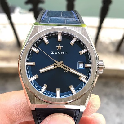 98新41mm真力时DEFY系列95.9000.670/51.R584机械男表日期显示