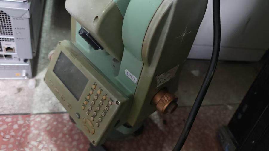 4月16日北京【京械5303】单位淘汰报废处置工程全站仪一台网络拍卖公告