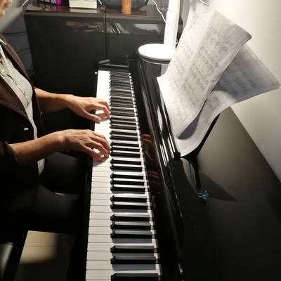 头条讨论多名琴友反馈海邦钢琴电钢琴怎么样，发音不对有这事吗？