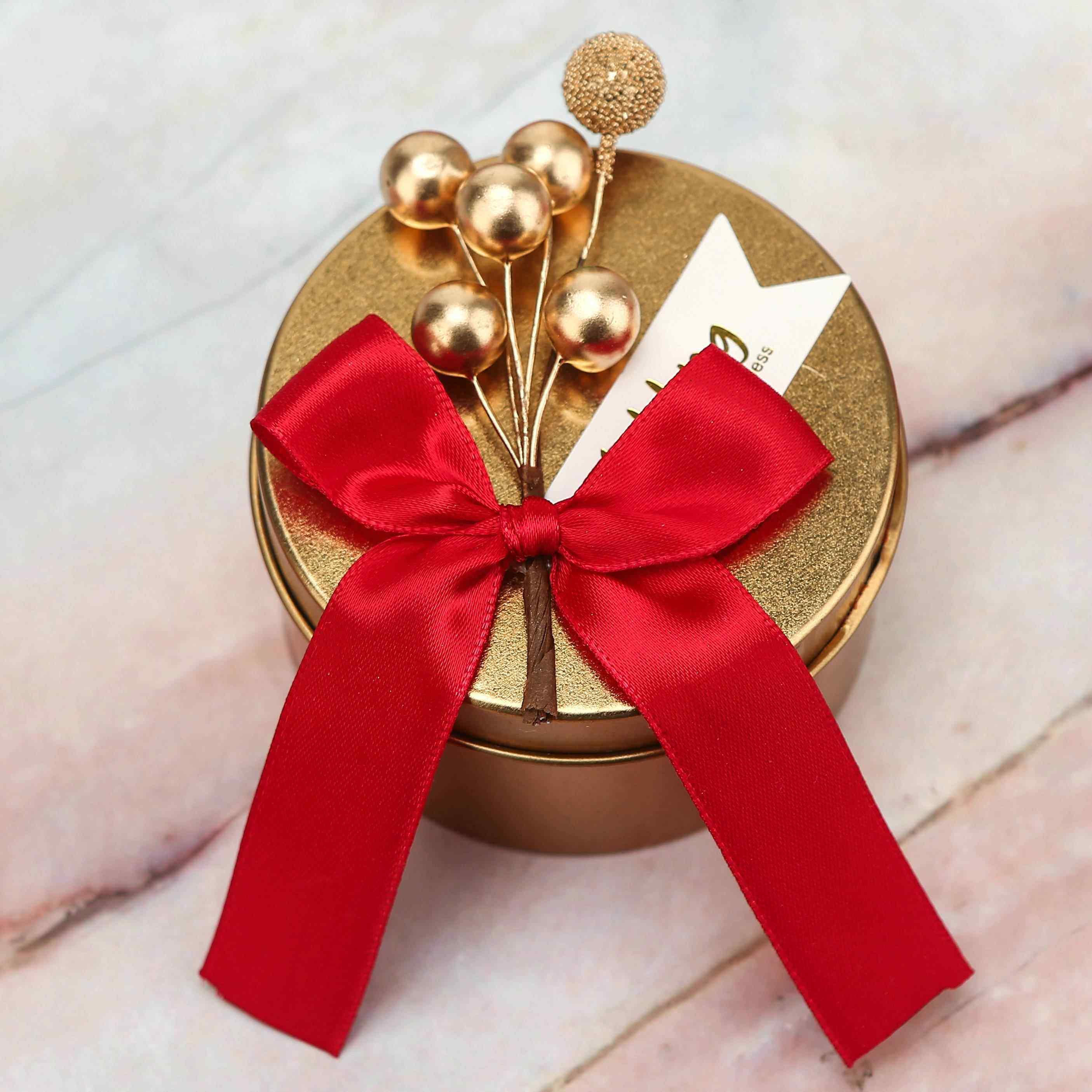 正品结礼喜糖盒子马口铁盒个性糖果盒 装盒圆形金色伴手婚包礼品