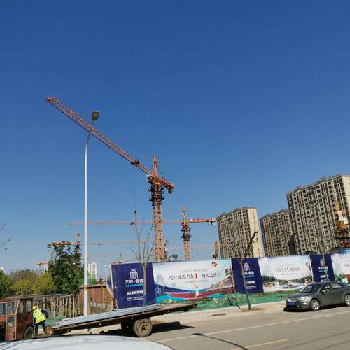 移塔吊塔式L起重ZTE机TowerCrna徐工QTZ250Radius70Mo动ad:1a2T