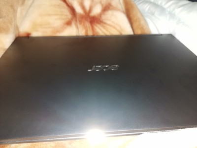 宏碁威武骑士 A715怎么样?看我真实使用心酸史!