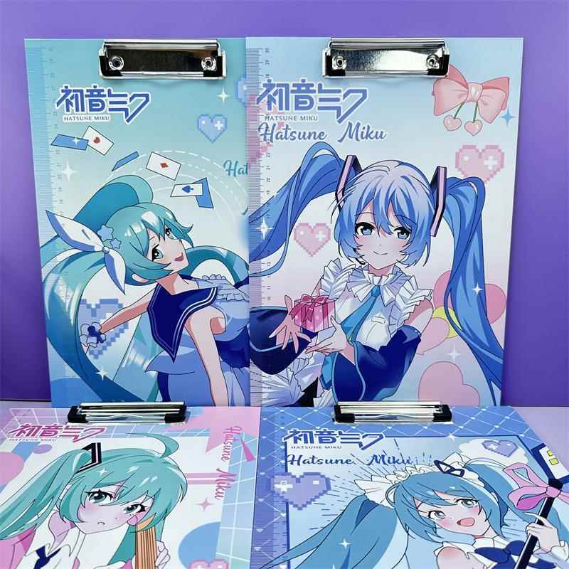 初音未来板夹动漫二次元文件夹学生A4写字垫板纸质硬画夹板资料夹