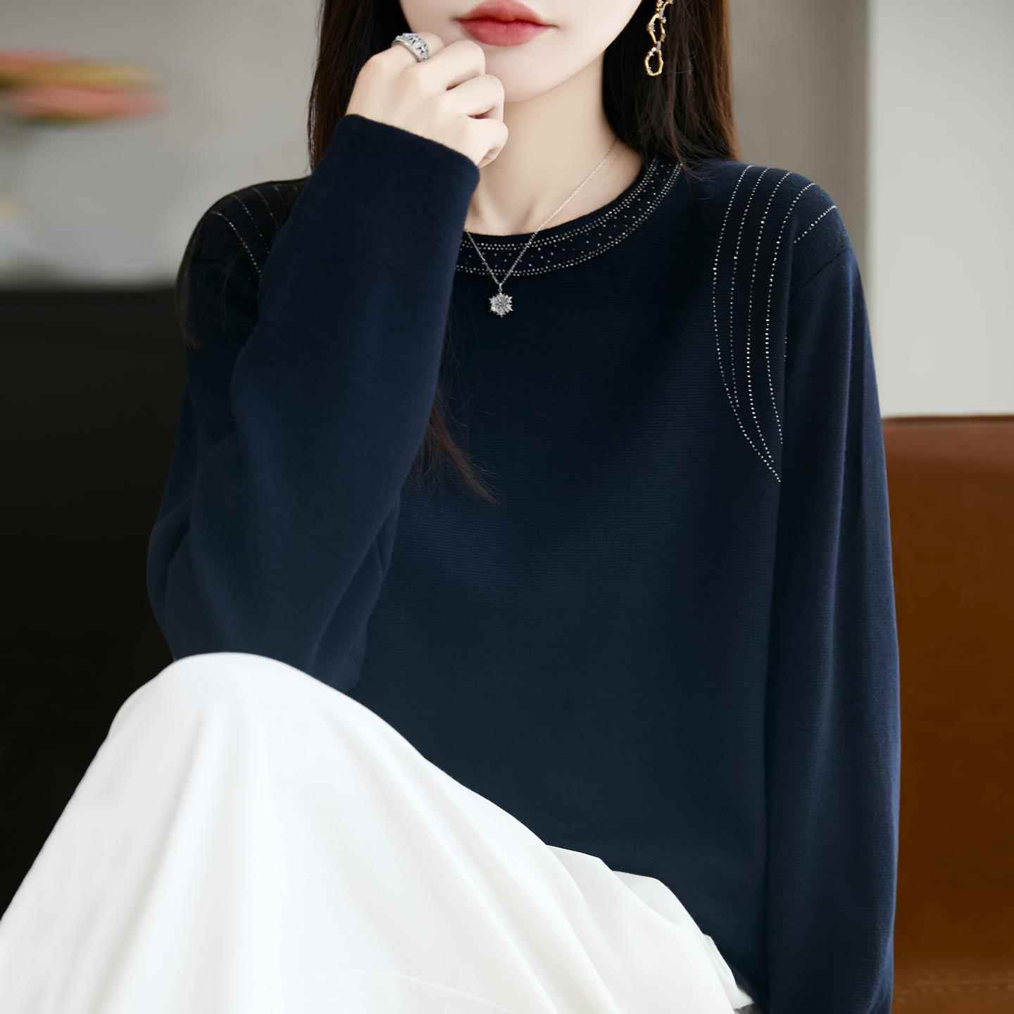 时尚烫钻中长款针织打底衫女2025新款洋气大码女装上衣秋冬毛衣