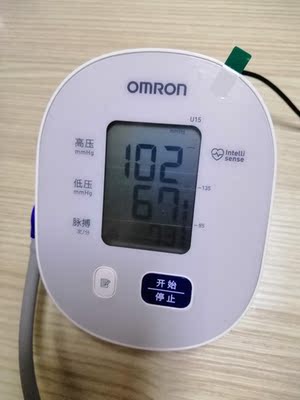欧姆龙血压测量仪家用高电子血压计优缺点曝光分析