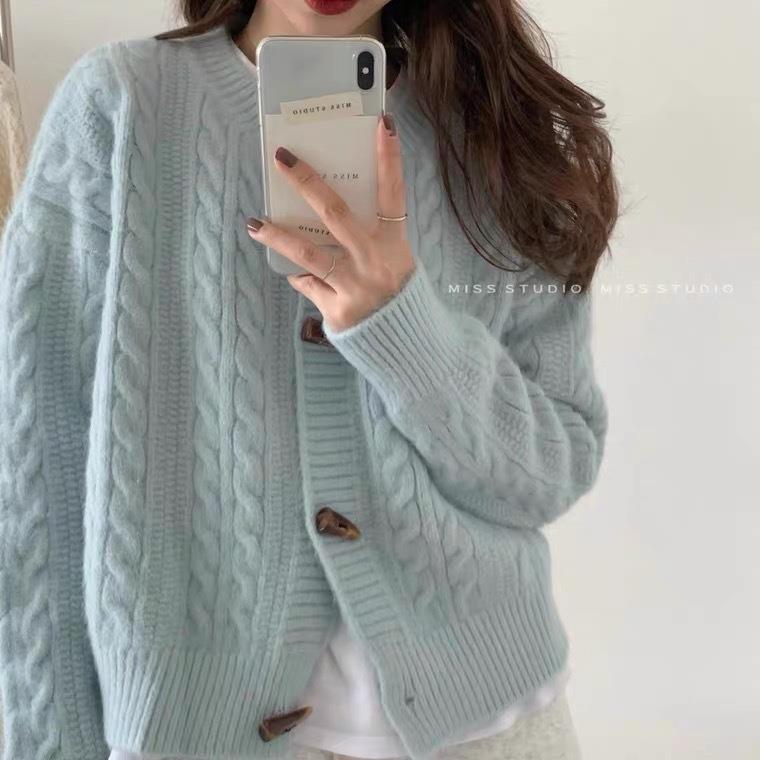 韩版复古麻花针织开衫上衣女2025秋冬新款牛角扣宽松慵懒毛衣外套