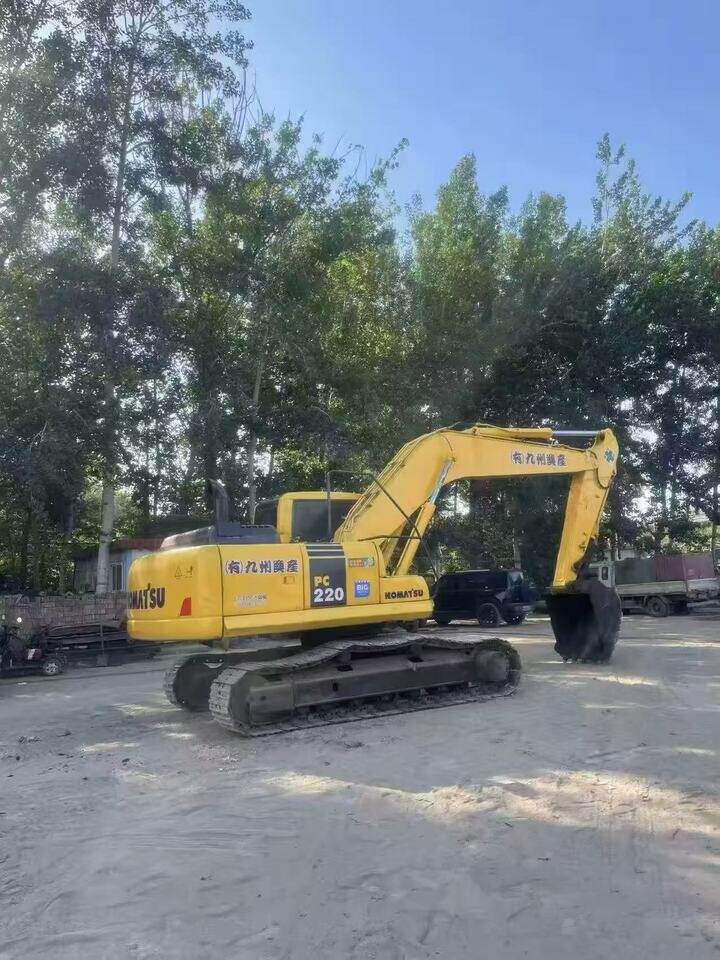 3月29日保定资产处置小松220挖掘机网络拍卖公告