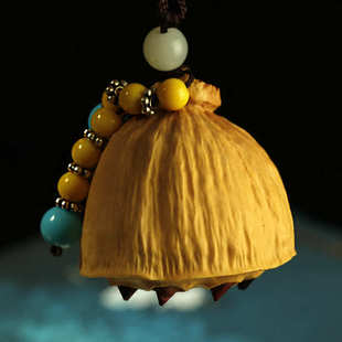 厂家批发黄杨木雕汽车挂件木质莲蓬文玩手把件莲子工艺品吊坠连生