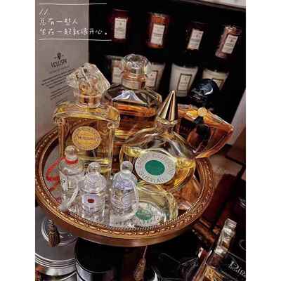 斯堪的纳维亚镜面板风格桌面托盘装饰品覆古旧宫殿可访问的豪华照