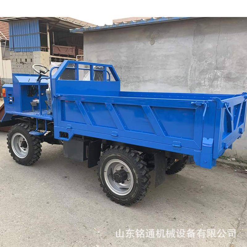四不像四驱农用车小型拖拉机柴油单缸运输车多种规格到厂洽谈