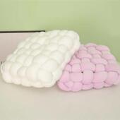 ins北欧抱枕编织方形坐垫沙发毛线坐垫抱枕打结球批发