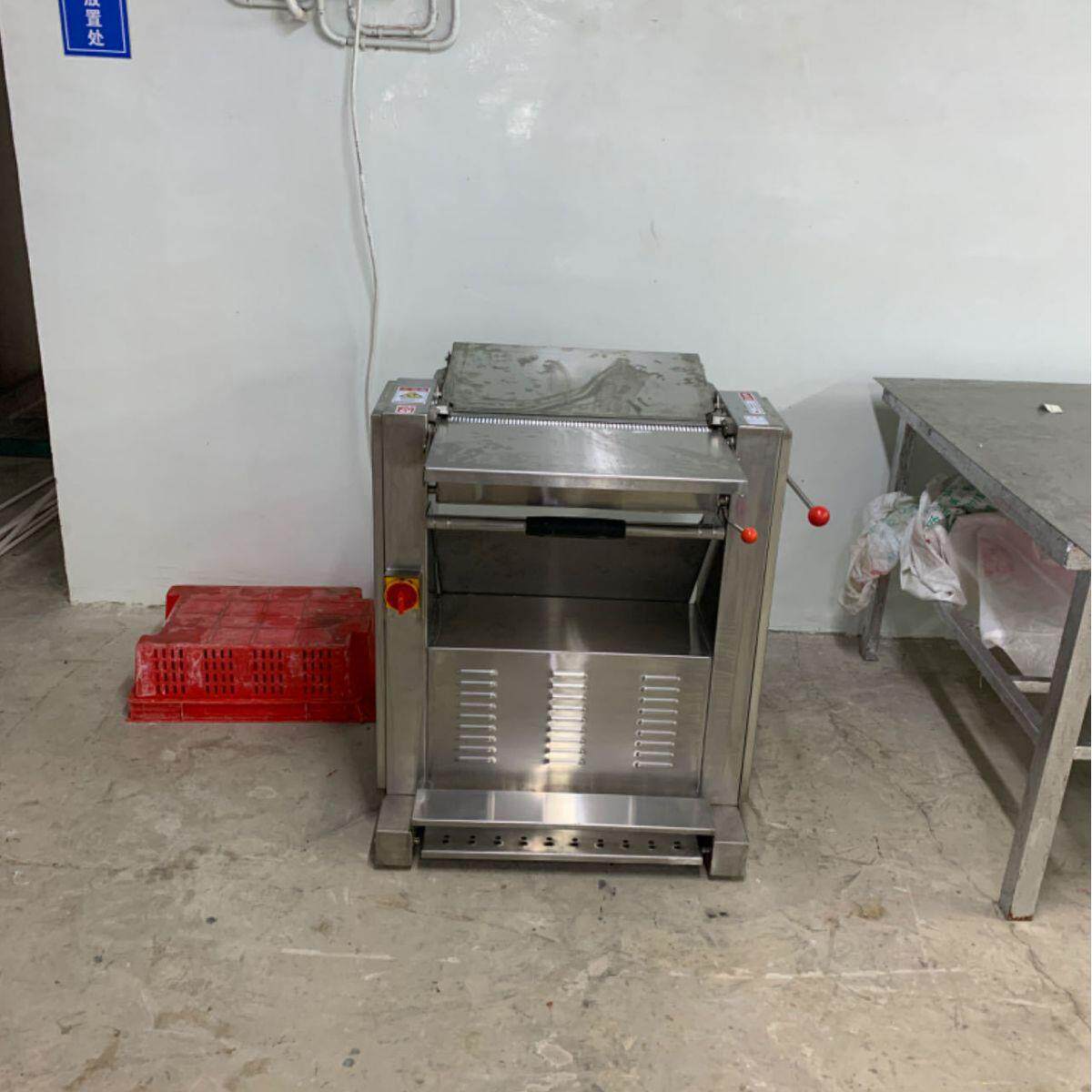 猪肉去皮机淄博435型500型猪肉槽头去皮机猪肉剥皮机猪肉扒皮机