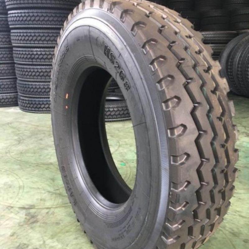厂家直供 1100R20有内胎垫带轮胎 多种型号款式花纹齐全
