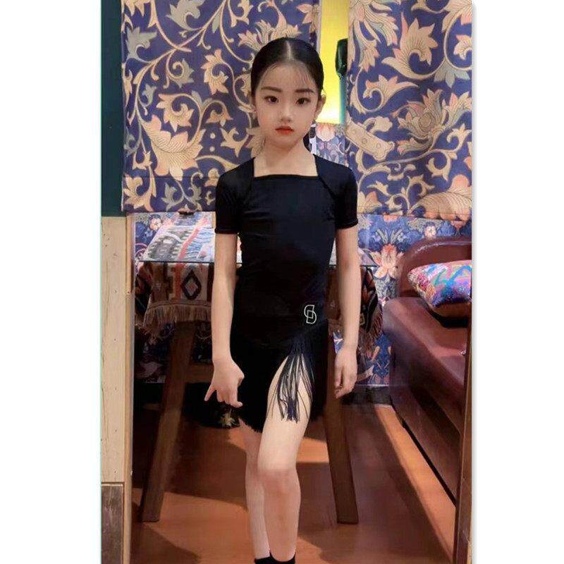 2024新款拉丁舞练功服女童夏季高级感比赛流苏裙幼儿集训两件式套