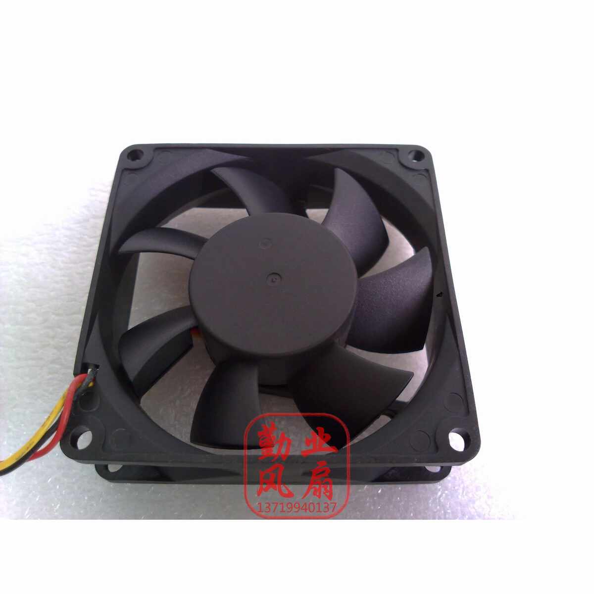 。全新 8025 8CM/厘米 电源机箱风扇 12V 0.45A MWP825TH12B 测速
