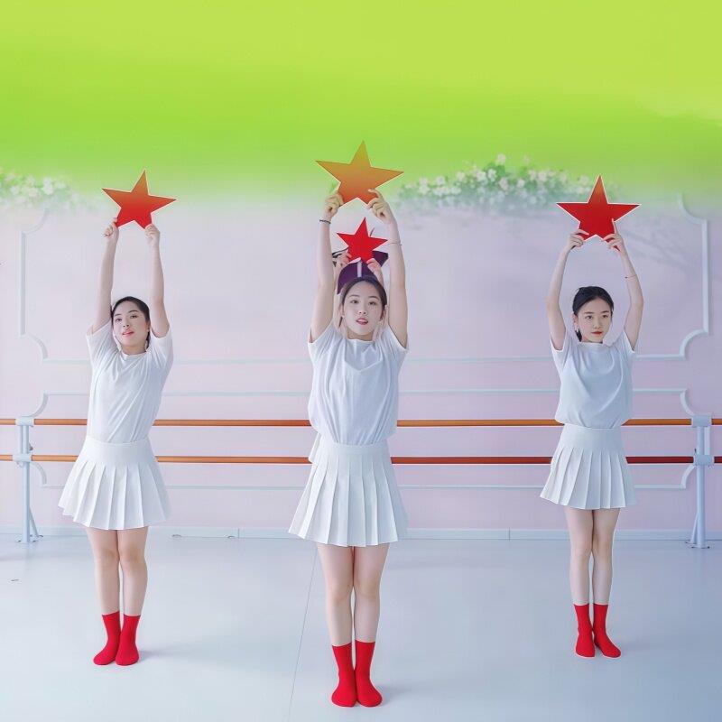 闪闪红星舞蹈服国庆节爱国红色演出服儿童中小学生闪闪红星表演服