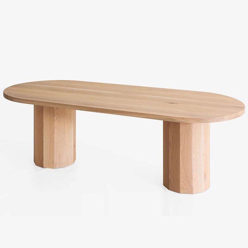 北欧椭圆形实木桌子民宿会所样板间椭圆实木餐桌设计师造型饭桌