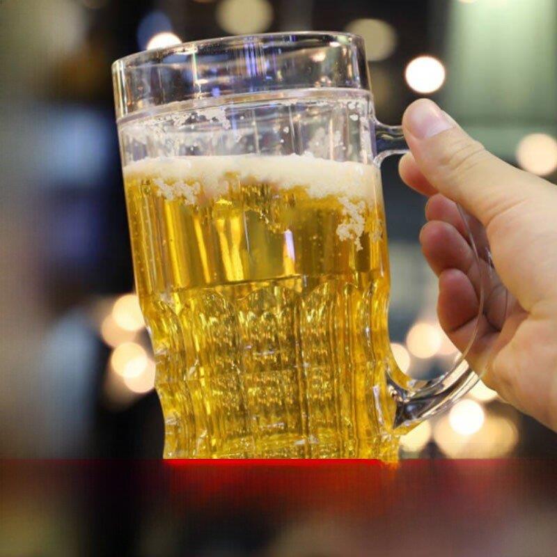 整蛊啤酒杯仿真饮料水杯大塑料双层冰镇扎啤酒吧摆设整人恶搞玩具