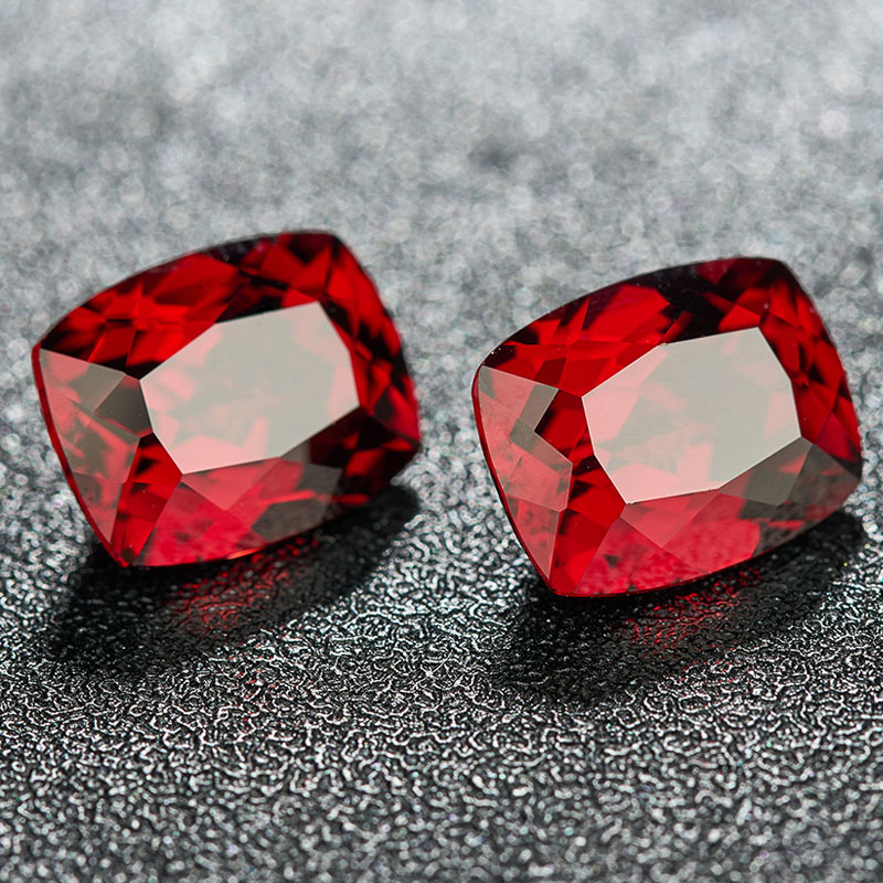 亏本检漏价 共8.2克拉红色石榴石裸石戒面（一对） 支持私人定制