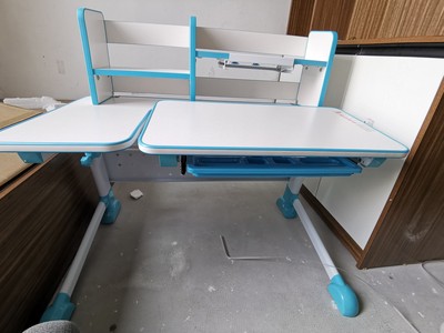 真实使用感受入手体验米哥儿童书桌真实感受，揭秘曝光质量看真相？