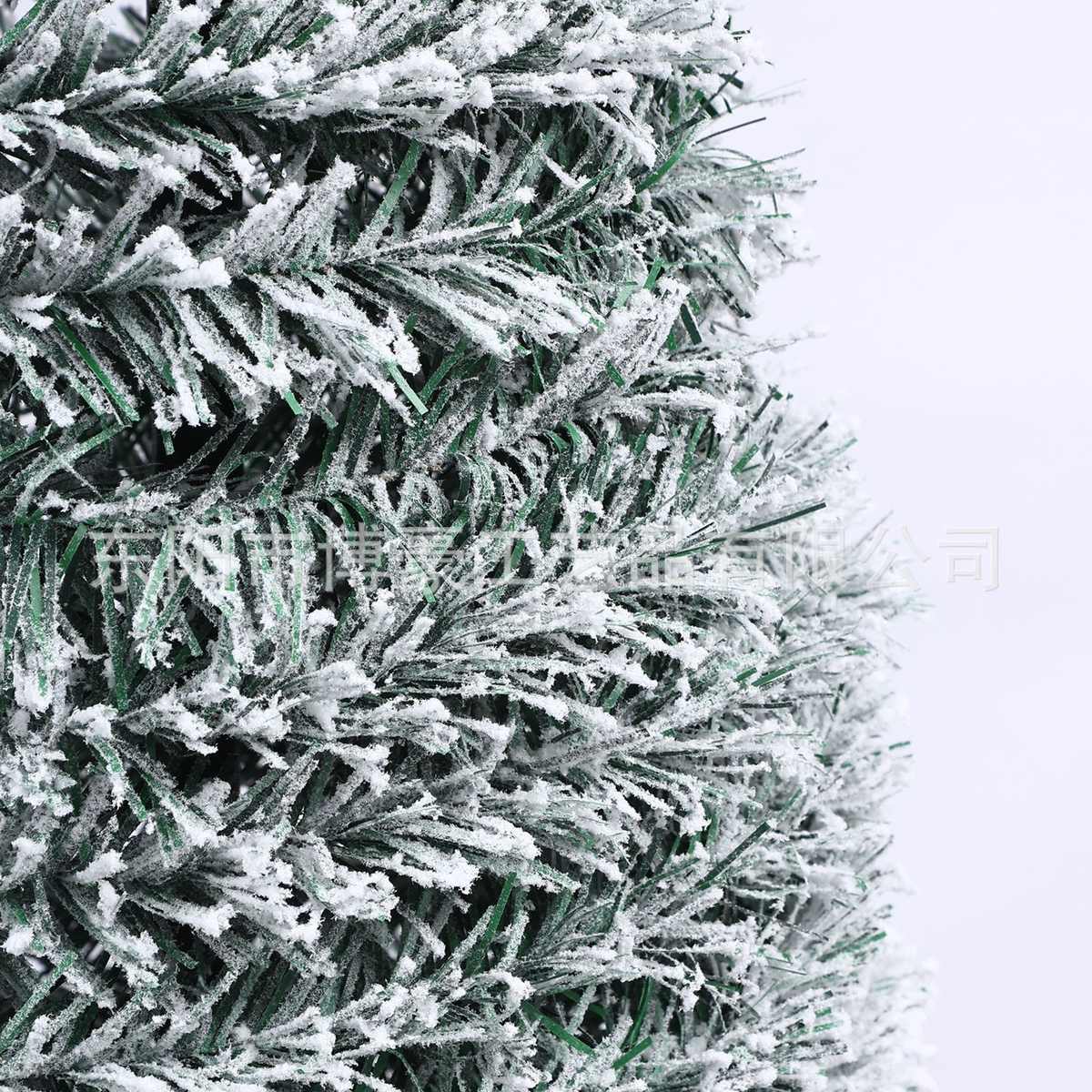 新款积雪毛条圣诞树家用高档圣诞雪景氛围营造酒店场景布置圣诞树