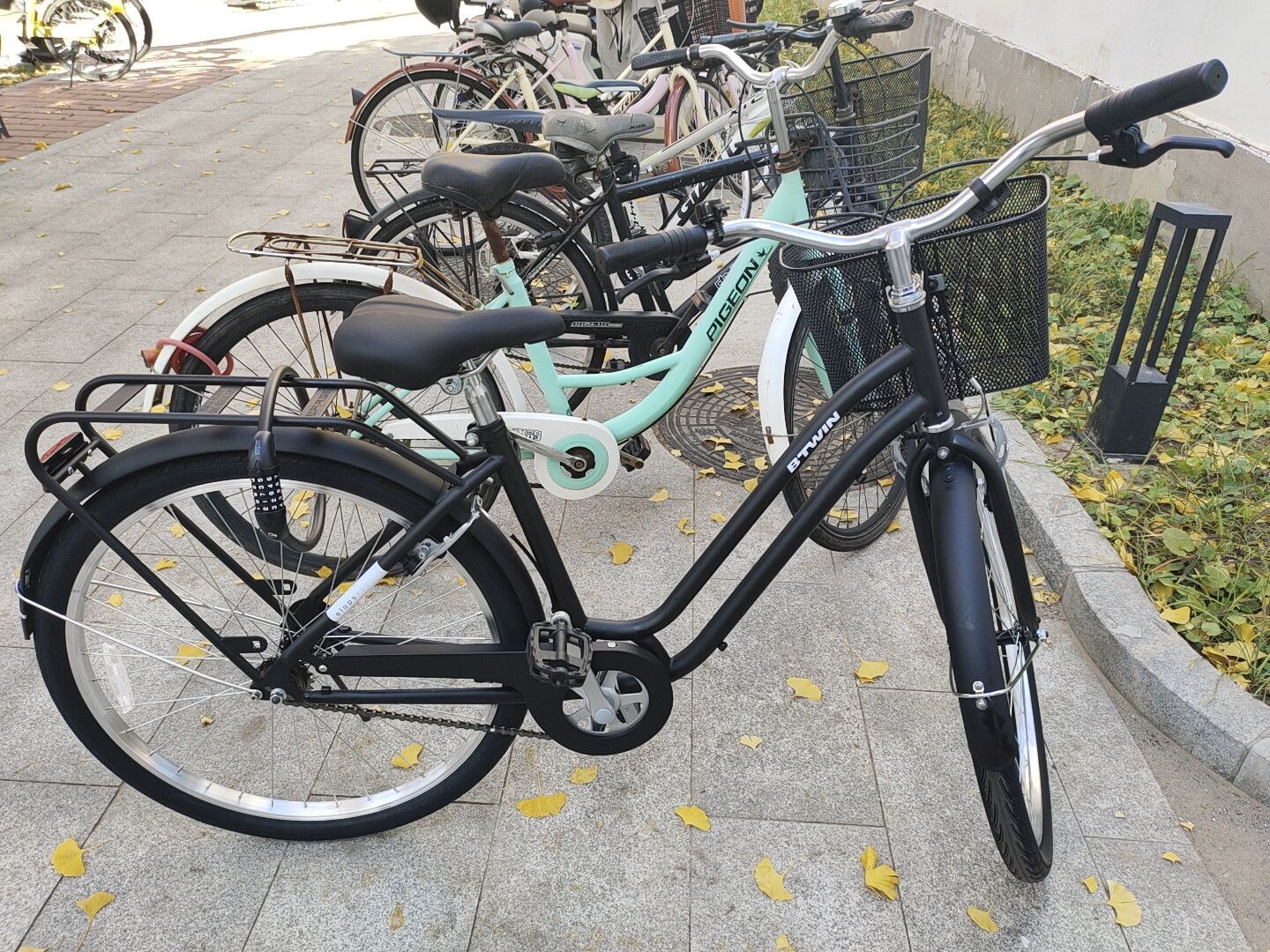 Городской велосипед Decathlon ELOPS 100LF 26 дюймов прогулочный женский photo review