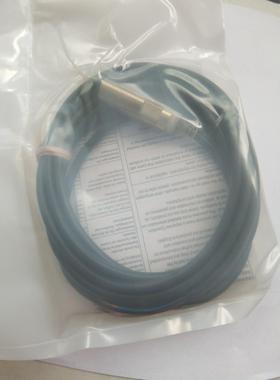 接近开关 限位开关 E2E-X7D112-R 双色灯