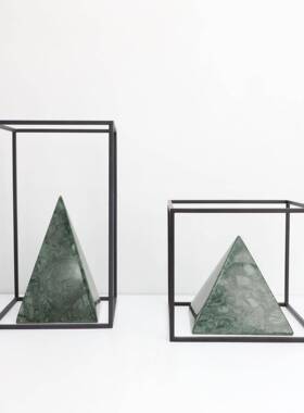 新玄中式金属大理石客金字塔艺术摆件样板房电柜视书房1111厅关装