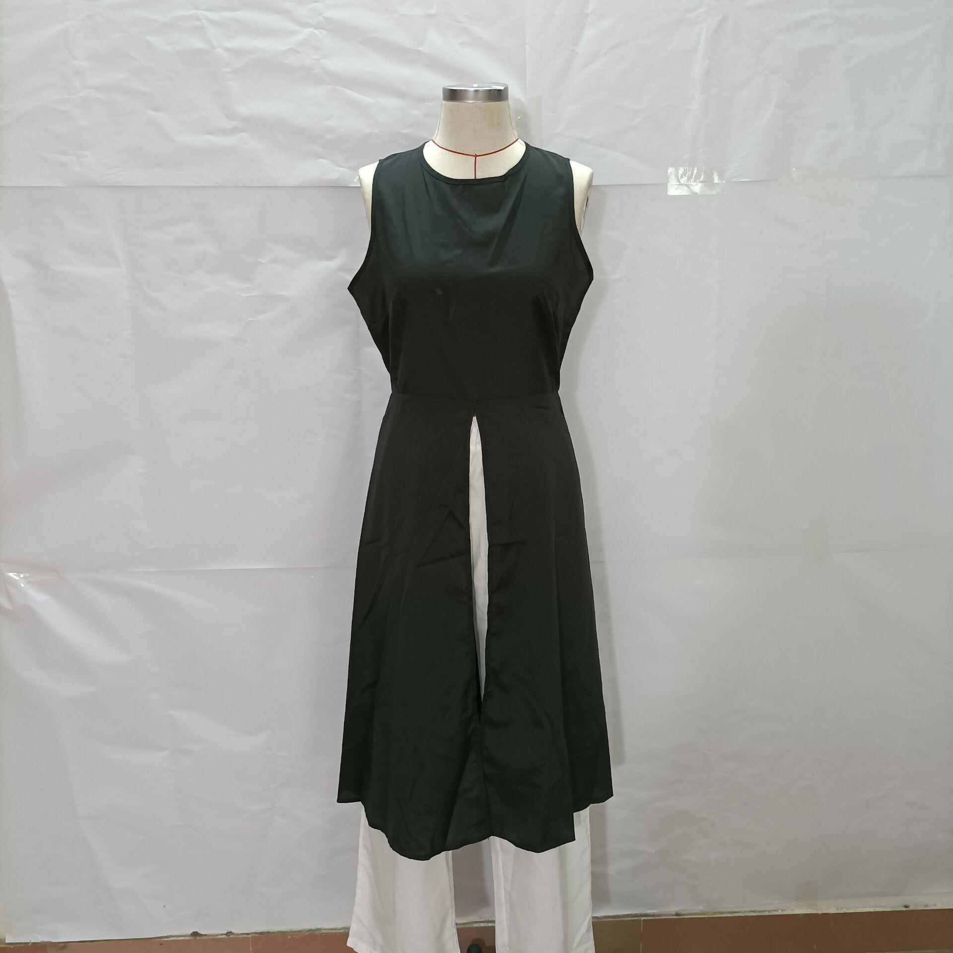 Sleeveless bodycon black and white contrast dress pants set