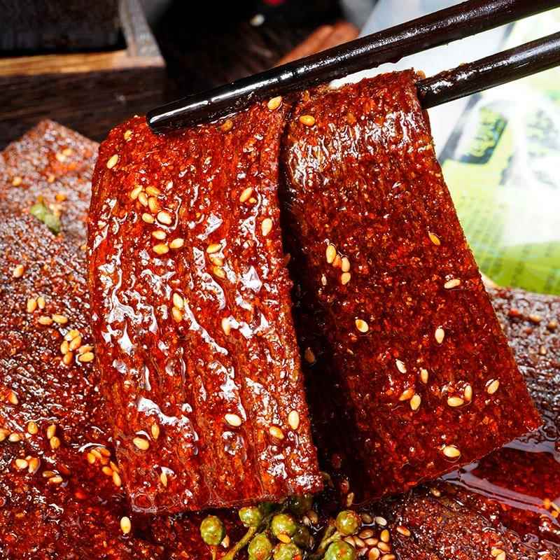 藤椒辣条湖南平江特产麻辣条辣片小吃组合手工制作解馋追剧零食包