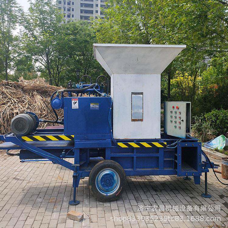 卧式液压青储饲料打包机艾叶玉米秸秆饲料麦草压块机厂家