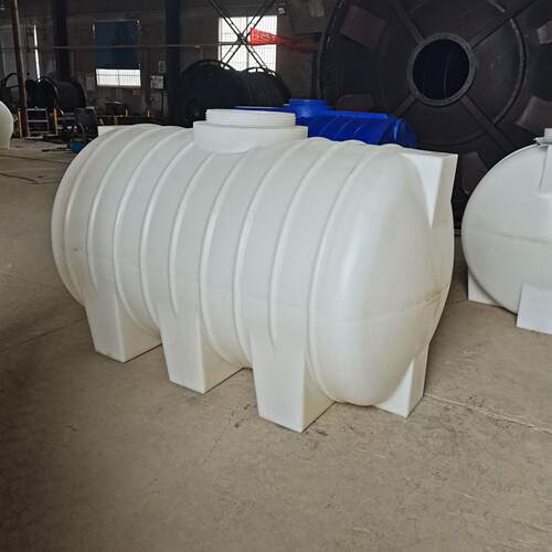 厂家直供1000L 2吨卧式塑料桶3立方PE车载水箱耐酸碱化工桶储罐