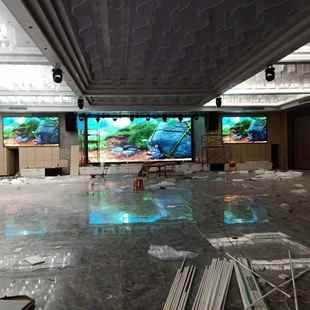 室内全MMT彩拼接LED示屏p2p2台.5小间距舞展厅大屏会幕显高清议屏