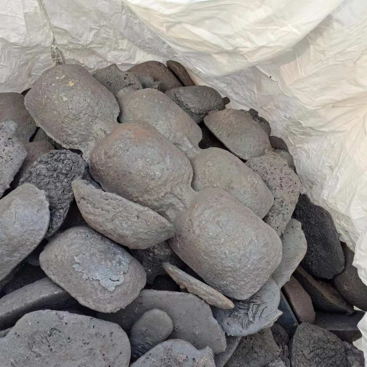 源头厂家供应打铁花用白口面包铁 铸造生铁 王八铁 球墨铸铁