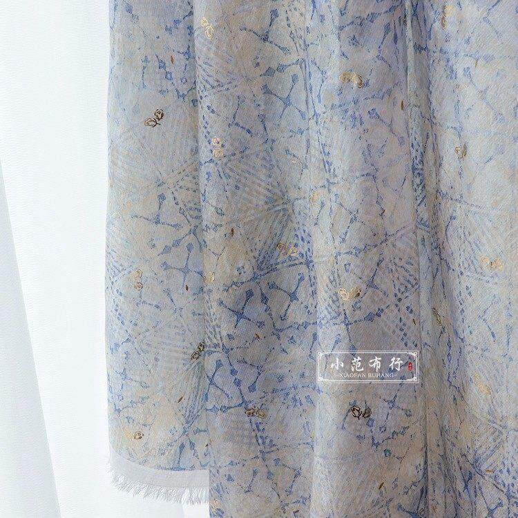 夏季蓝色复古格纹烫金印花布料 天丝锦纶暗纹提花设计师服装面料