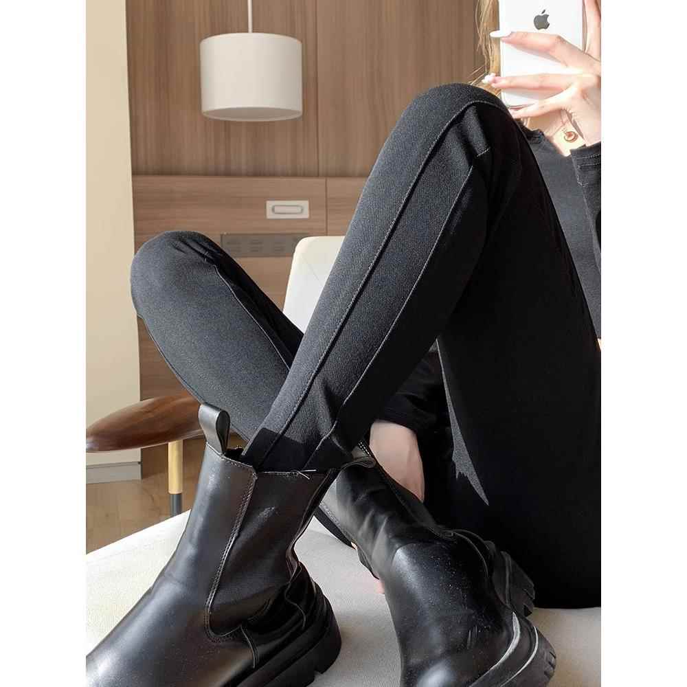 黑色内搭裤女2025秋冬外穿高腰提臀收腹魔术裤修身显瘦小脚铅笔裤