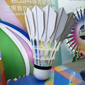 亚克力商场超大羽毛球模型加工各种款 及颜色道具场地拍摄摆物件 式