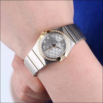 [9.8新]欧米茄星座系列18K金原镶钻石英女表123.25.27.60.52.002