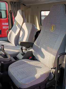 适用国六陕汽德龙L5000 L3000 N3000X6000货车座套新M3000S坐椅套