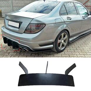 后唇扰流板后刀锋后风刀打孔款 W204奔驰C63款 13款 适用于07