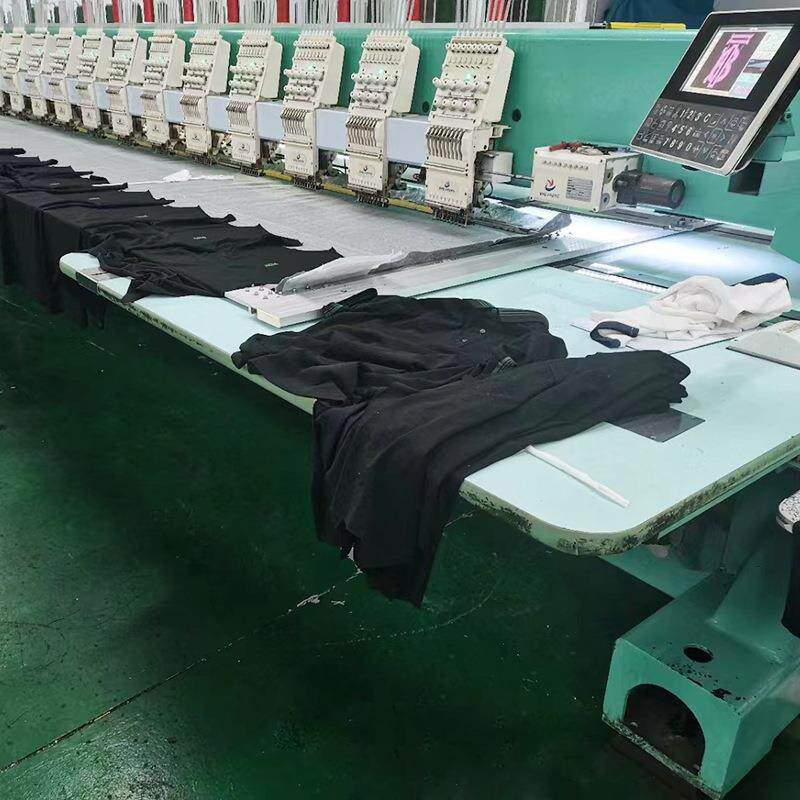 东莞工厂出售马雅高速绣花机9针30个头头距300一框机器