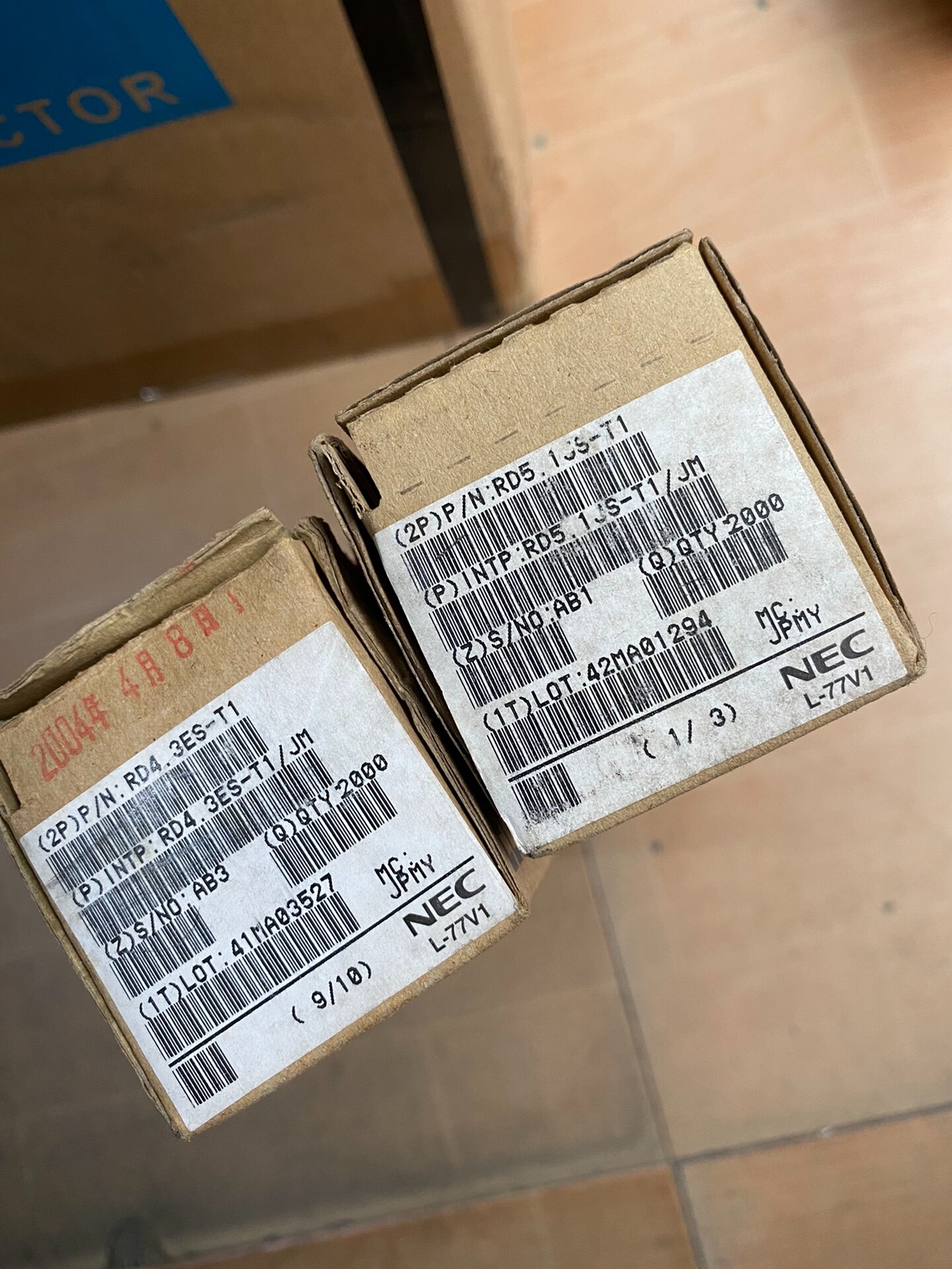 库存老料 nec 直插稳压二极管RD5.1JS  rd4.3