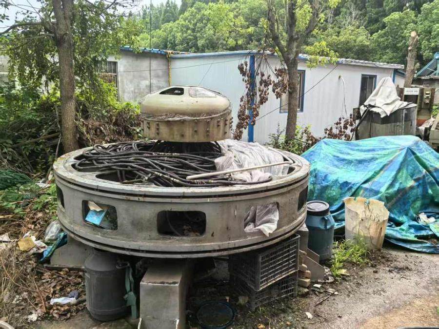 1月5日扬州德士马机头和自动上胶前帮机；全自动注塑上帮机；24工位注塑机；鞋底注塑机；聚氨酯流水线。网络拍卖公告