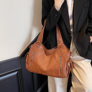 冬天配羽绒服的包包女款轻奢小众托特包大容量女高级感轻奢韩国小