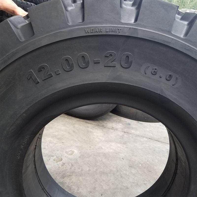 1200-20叉车实心胎10.00-20羊角花纹工业机械叉车实心轮胎